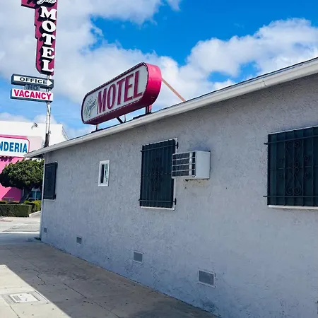 Vogue Motel